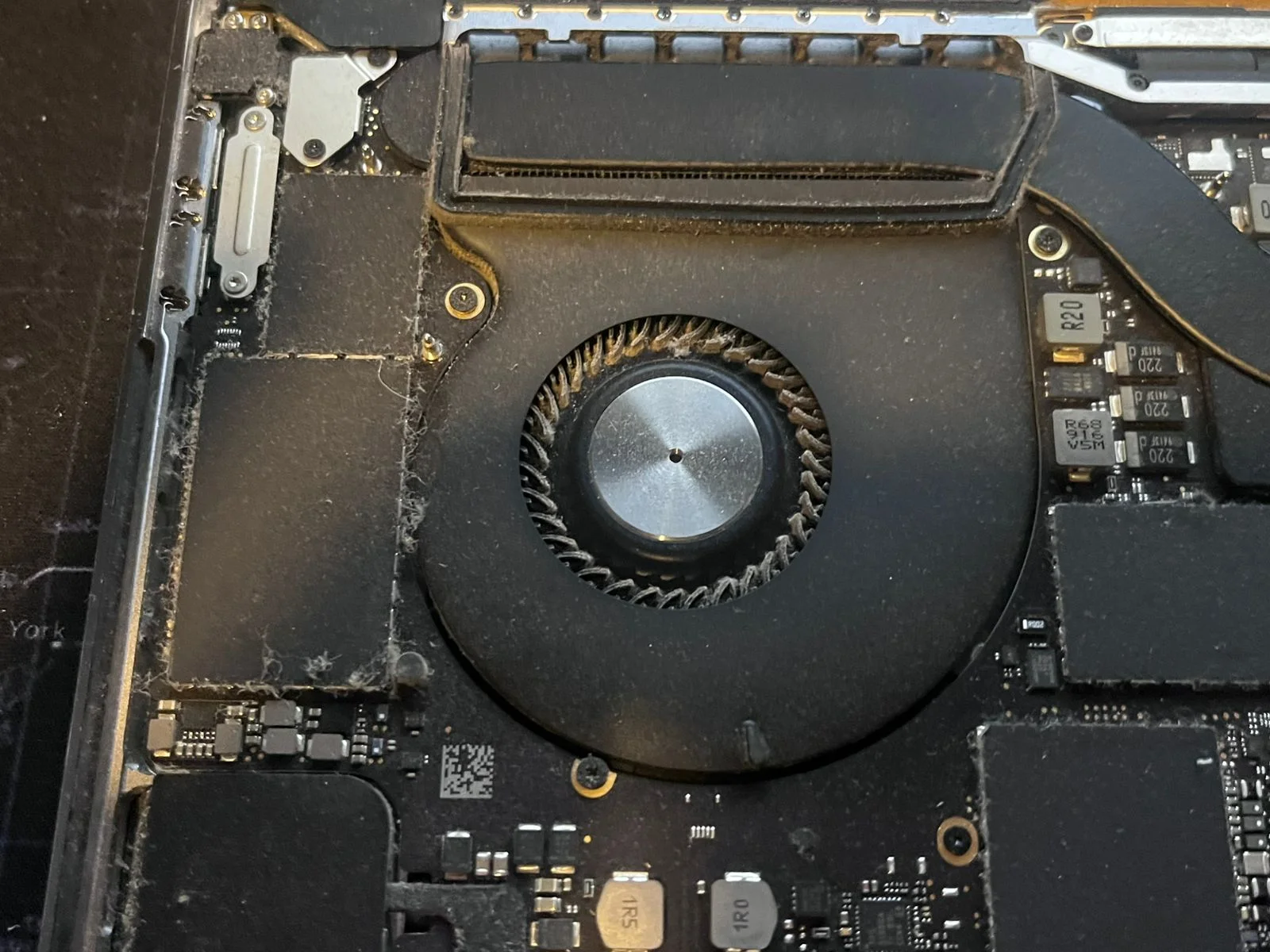 Apple 4